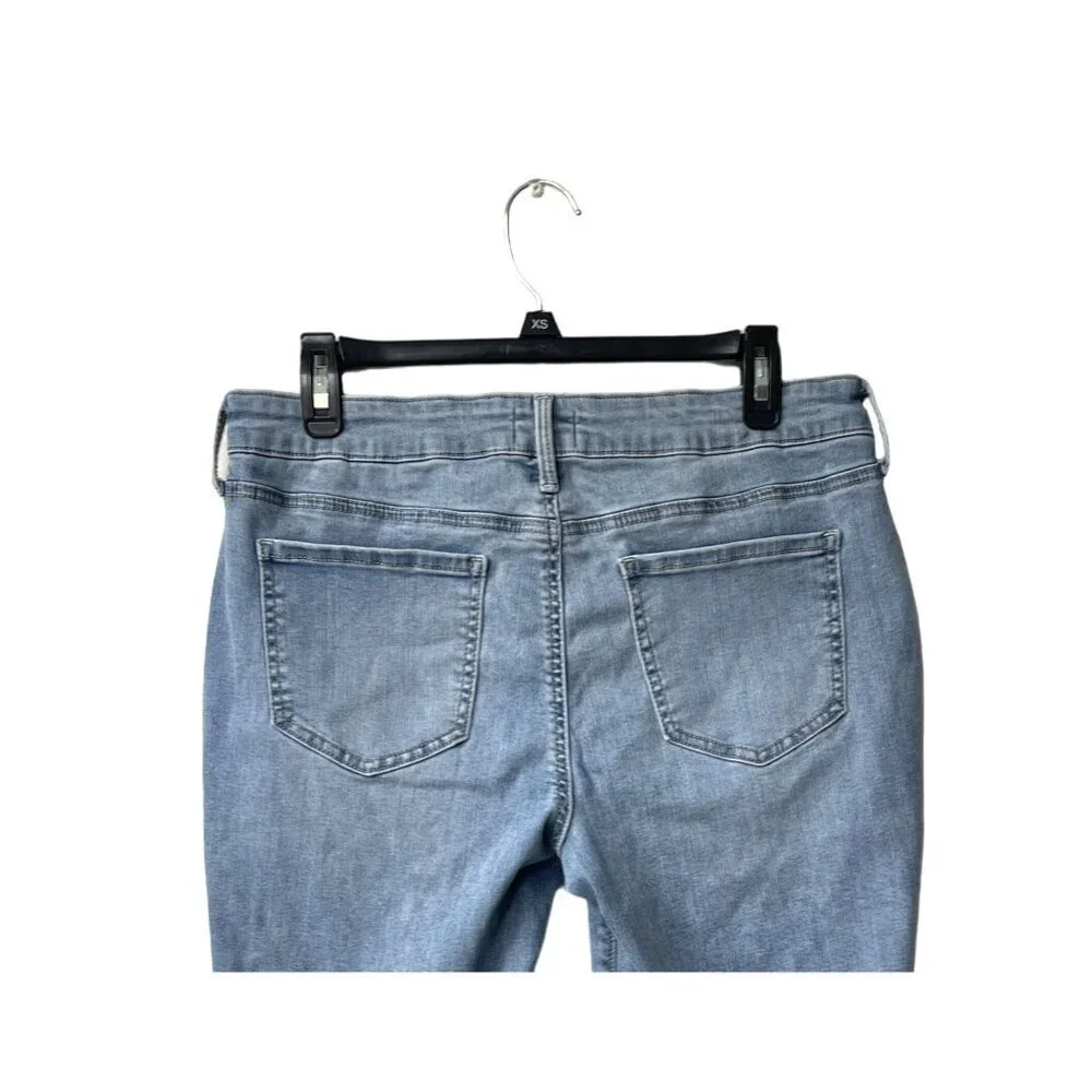NYDJ Curves 360‎ Cropped Jeans Size 10P High Rise Light Wash Slim Straight